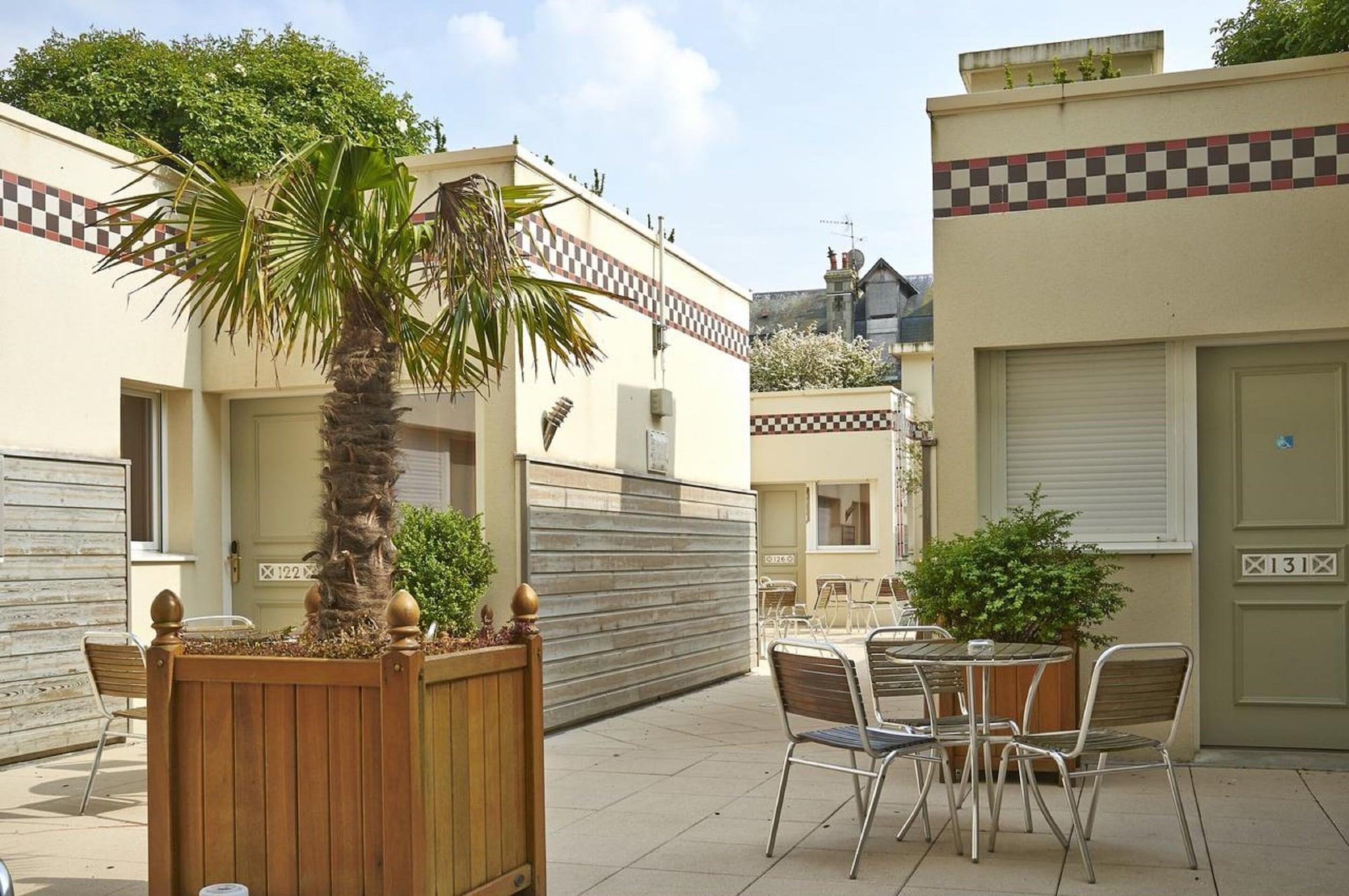Almoria Hôtel&SPA Deauville Exterior foto